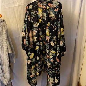 Loft Plus Size Kimono 24/26 Navy Floral